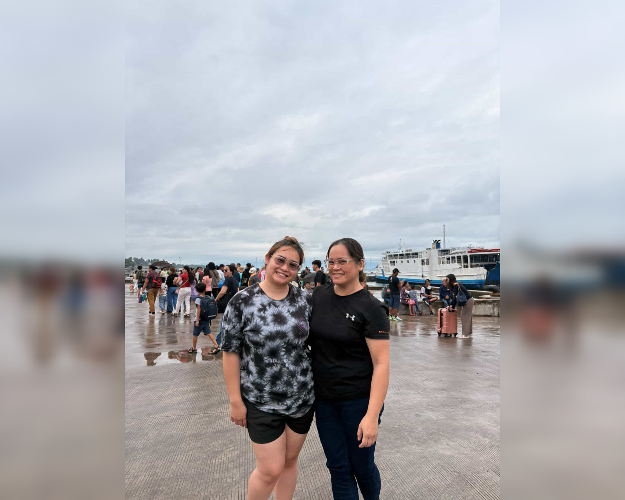 Newly licensed nurse, fellow RN, deliver baby at sea